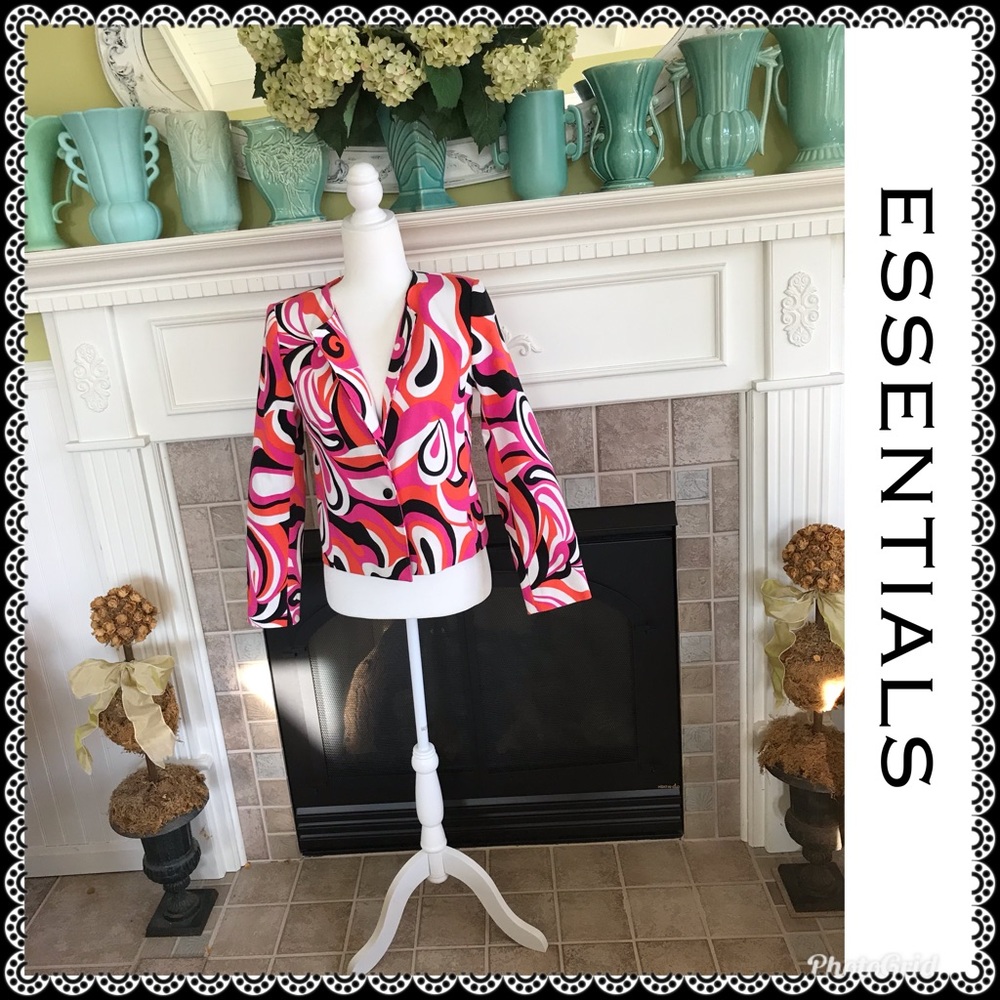 Essentials jacket, size 6P